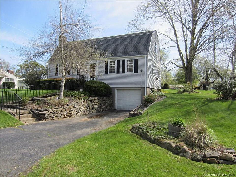 1st image of 251 Stanwood Dr