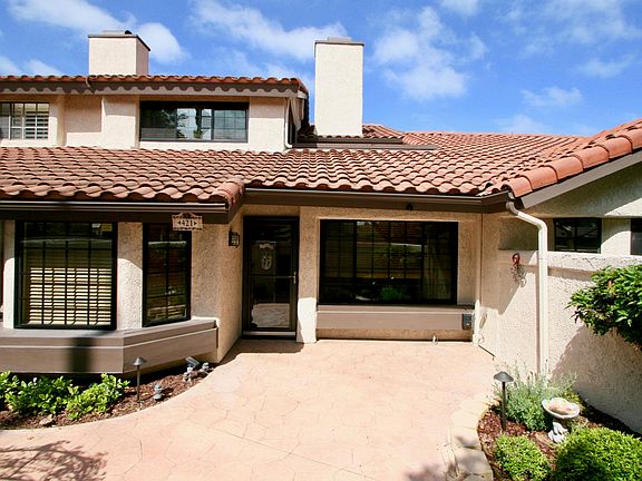 5th image of 421 Las Palomas Dr