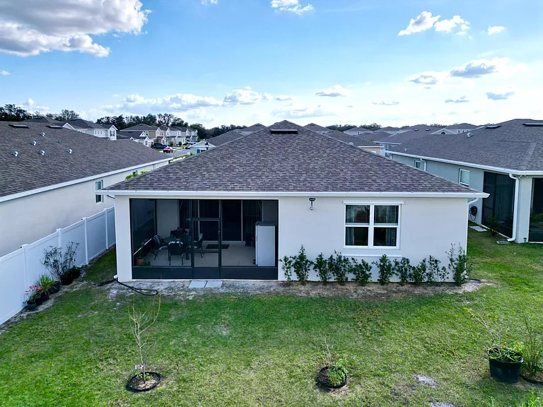 1042 Heirloom Dr — Photo 5