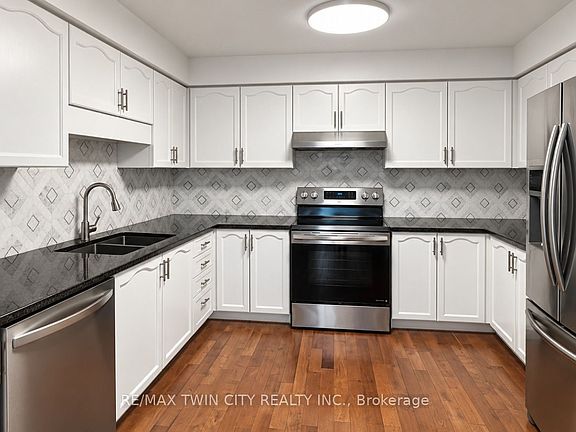 5th image of 7 Briarfield St