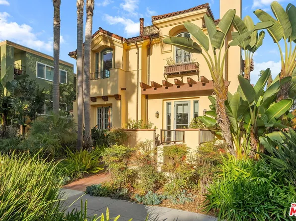 941 11th St #2, Santa Monica, CA 90403