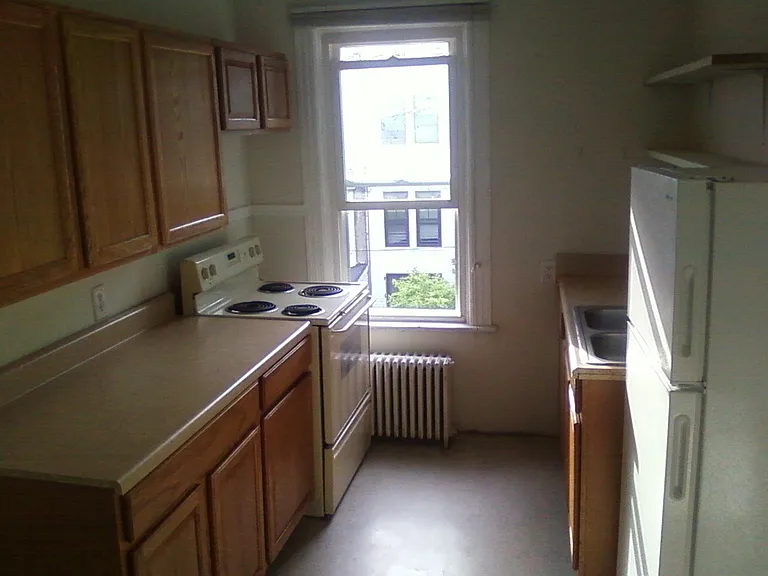 44 Dana Ave #2 — Photo 2