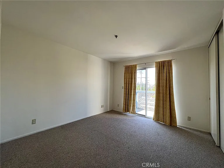 1211 Huntington Dr #H — Photo 10