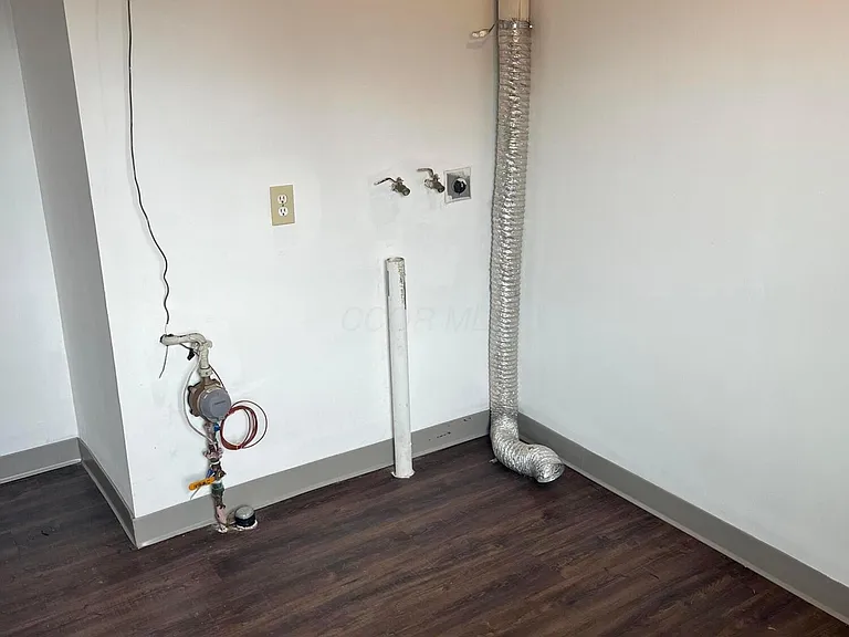 98 Buckeye Cir — Photo 10