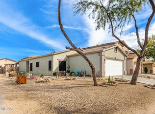 1916 W Calle Dos Rios, Tucson, AZ 85746