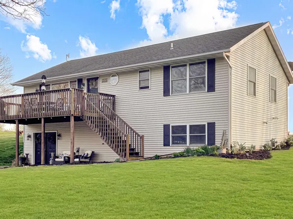 19-33 Hidden Valley Dr, Lanark, IL 61046