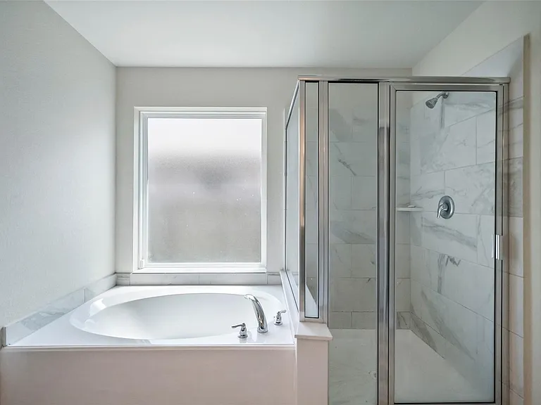3227 Fairhaven Ln — Photo 23