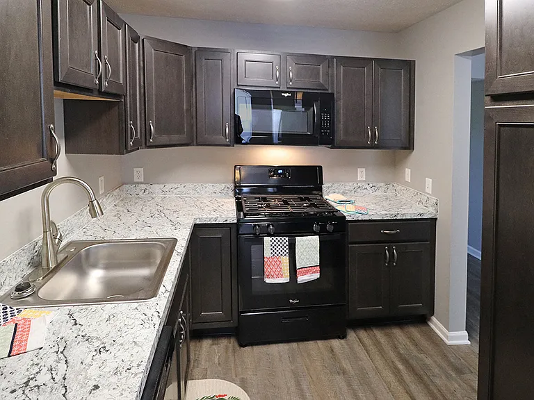 Buttonwood Gardens Apartments — Photo 17