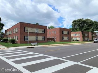 7411 W Center St APT 3, Wauwatosa, WI 53210