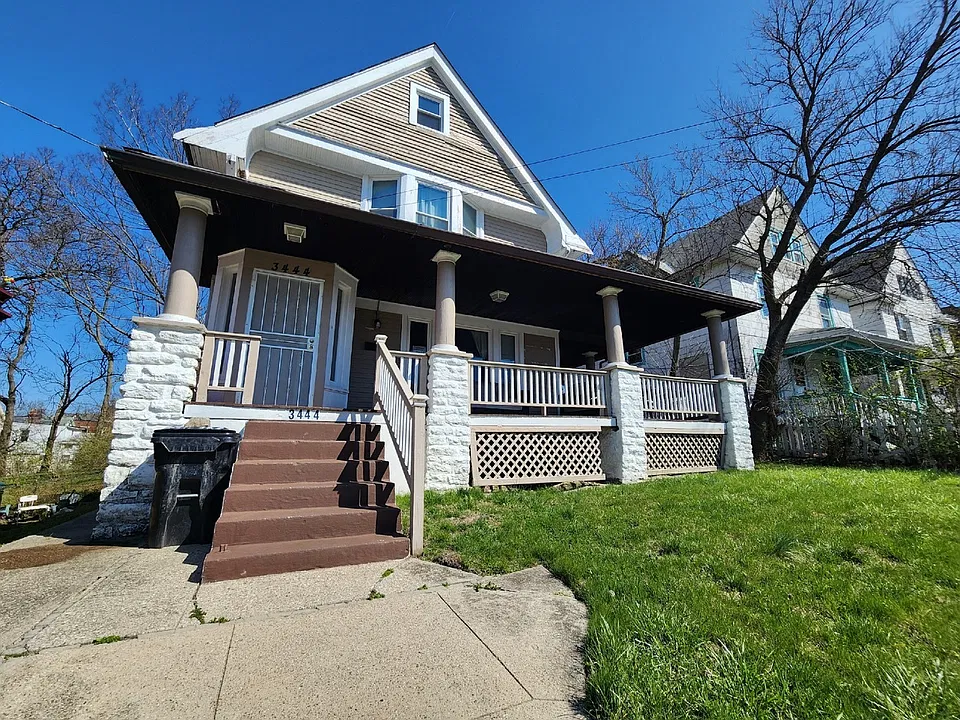 3444 Price Ave