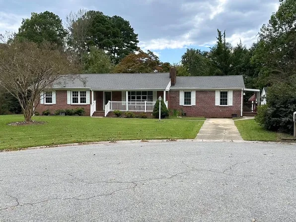 1236 Willowbrook Dr, Suffolk, VA 23434
