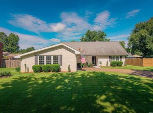 1415 Lark Dr, Evansville, IN 47715
