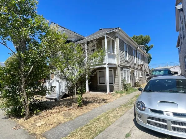 329 B St, 329 B St #1/2, Marysville, CA 95901