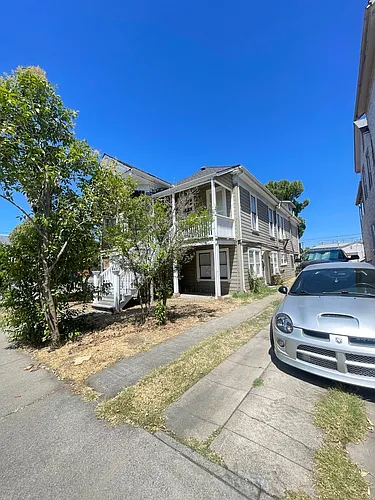 Floor plan 329 1/2 B St