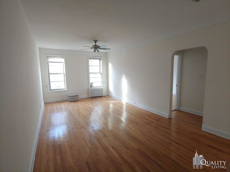 1st image of 425 W Broadway APT 5E
