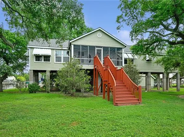 212 Atalin St, Mandeville, LA 70448