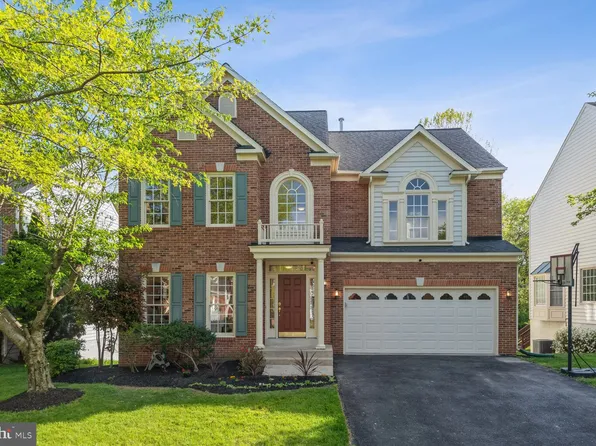 10628 Morning Field Dr, Potomac, MD 20854