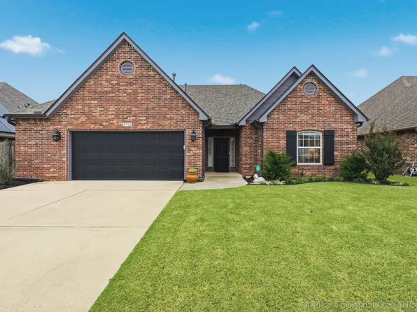 4723 S 177th East Pl, Tulsa, OK 74134