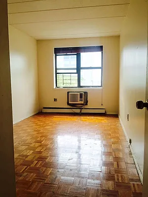 Rented by Rapid Realty Cobble Hill | media 12