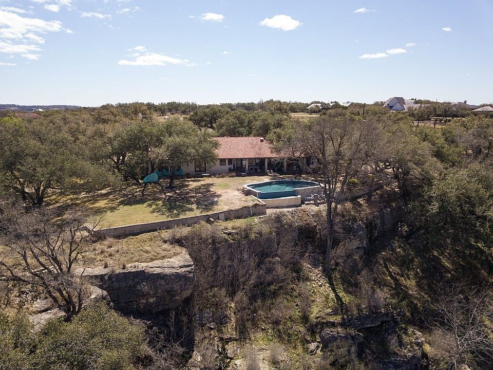 1st image of 25205 Pedernales Canyon Trl