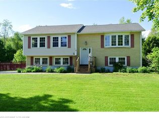 7 Douglas Ave, Saco, ME 04072