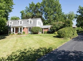 40 Williamsburg Rd, Saint Louis, MO 63141