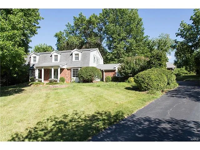 40 Williamsburg Rd photo 1