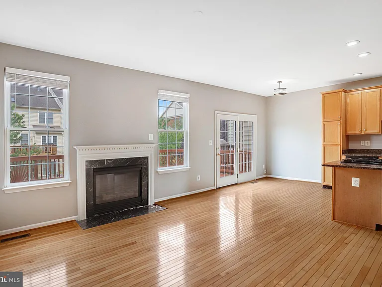 22616 Welborne Manor Sq — Photo 13