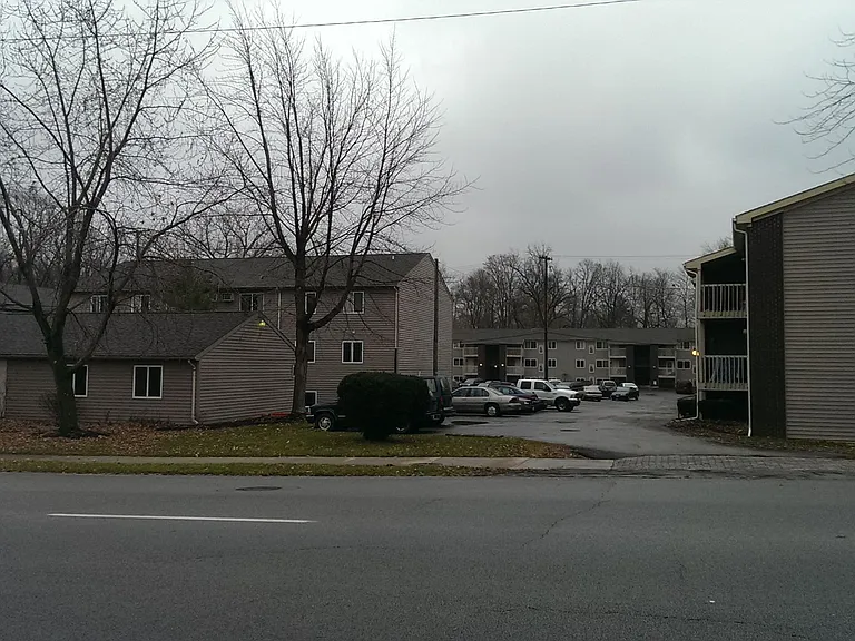 182 E Market St #316 — Photo 14