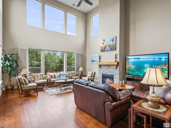 1002 Cobblestone Dr, Gardnerville, NV 89460