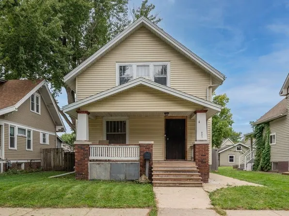 821 Camburn Ct SE, Cedar Rapids, IA 52403