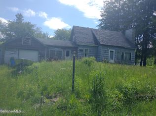 5 Olson Rd, Florida, MA 01247