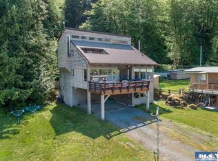 72 Rustic Ln, Port Angeles, WA 98363