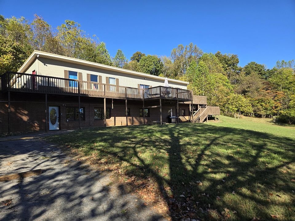 1st image of 412 Payne Ridge Rd #1