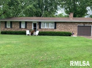1510 Roberta Dr, Murphysboro, IL 62966