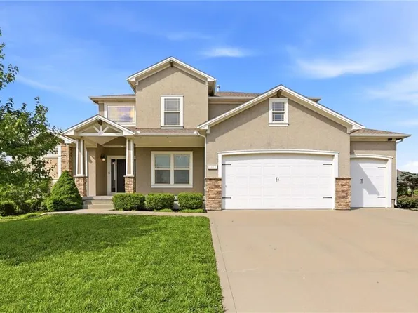 1217 Hillmann Ln, Warrensburg, MO 64093