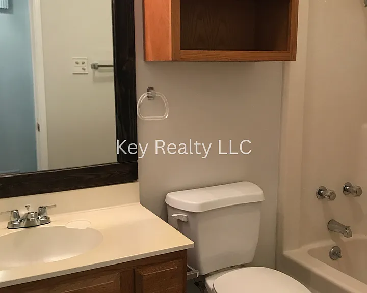 999 Bayou Trace Dr — Photo 8