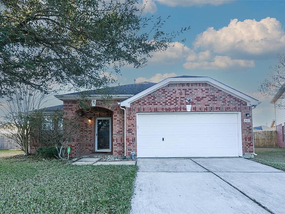 1st image of 2615 Bisontine St