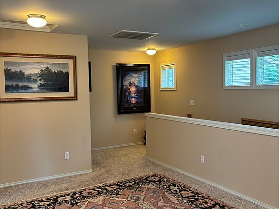 4th image of 11226 241st Ln NE #106