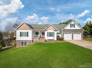 3 Jupiter Hills Dr, Weaverville, NC 28787