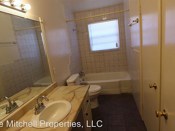 4th image of 2516 Orange St