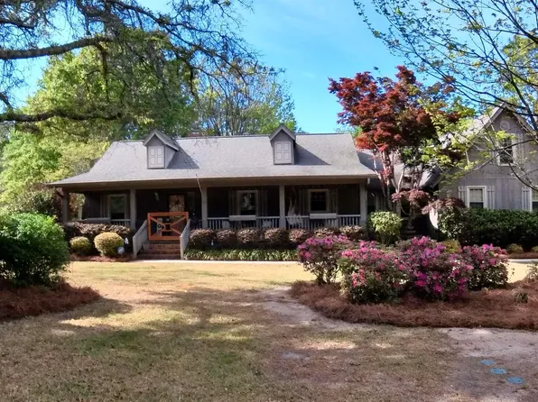 74 Wildwood Ln, Lugoff, SC 29078