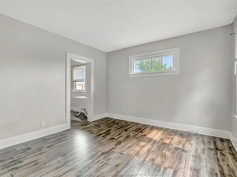 844 Ellrose Ave #UPPER — Photo 4