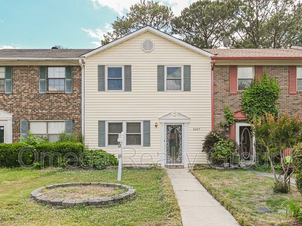2407 Hampstead Dr