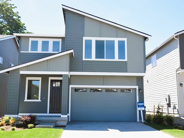 5381 Century Pl NE — Photo 1