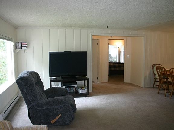 5th image of 21104 8th Pl W