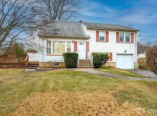 141 Lund Ave, Edison, NJ 08820