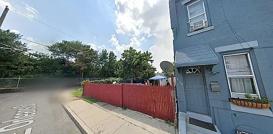 2158 E Orleans St photo 1
