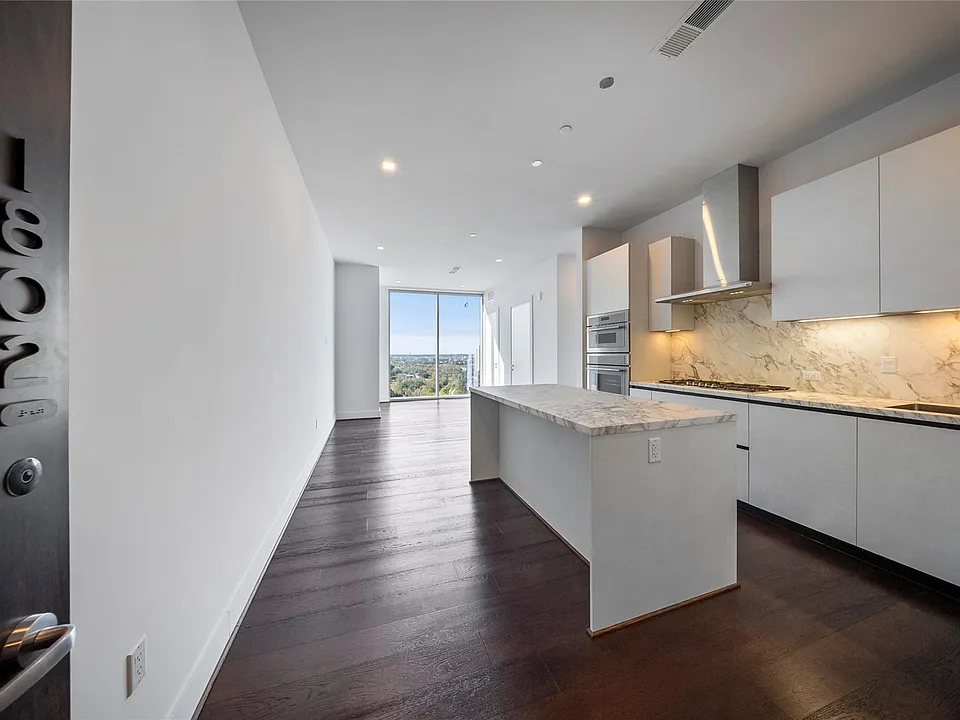 1711 Allen Pkwy #1802