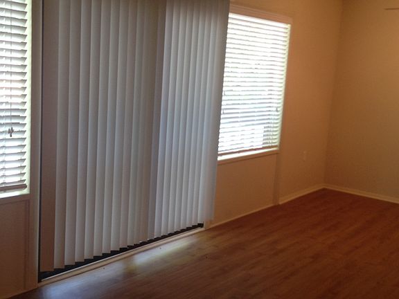 Living Room Windows/Balcony
